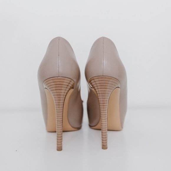 Salvatore Ferragamo Rilly Pumps - Picture 6 of 7